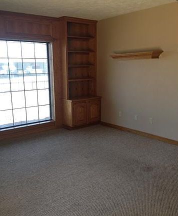5th image of 1024 E East Ave