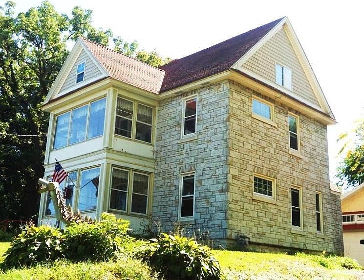 519 North Main Street, Lodi, WI 53555 Zillow