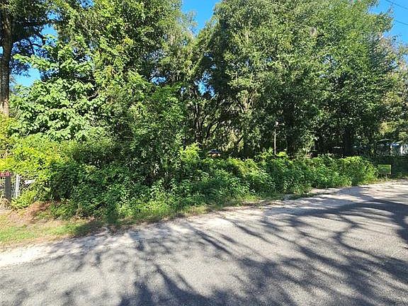 4th image of 16130 NE 30th Ct