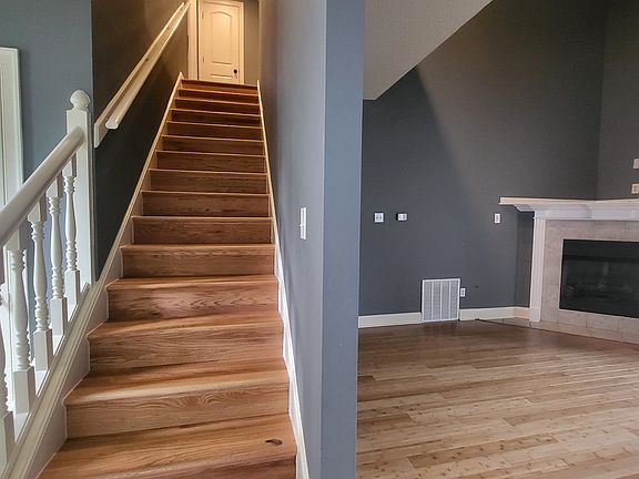 3rd image of 4986 Wilburn Ave