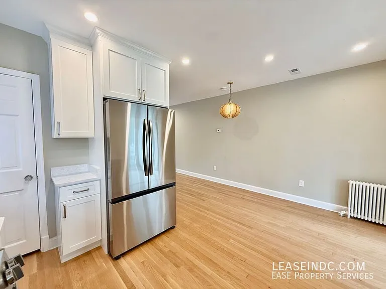 1941 39th St NW — Photo 10