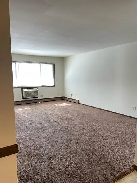 1 bed, 600 sqft, $1,000 — Photo 4