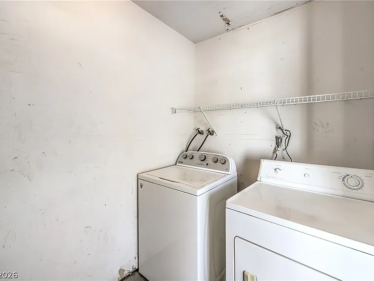 2426 Paradise Village Way #2426 — Photo 10