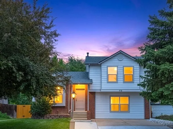 712 Cameron Ln, Longmont, CO 80504