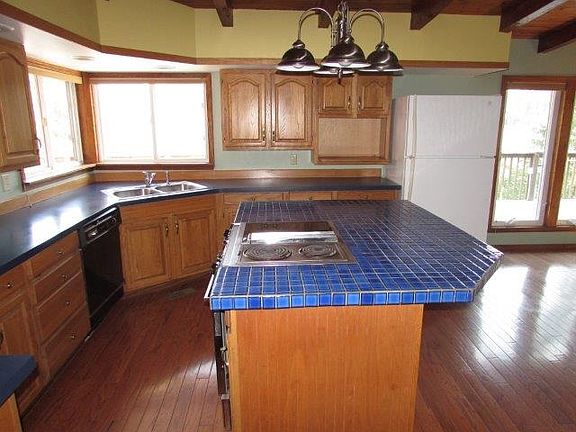 5th image of 13528 N Peninsula Dr