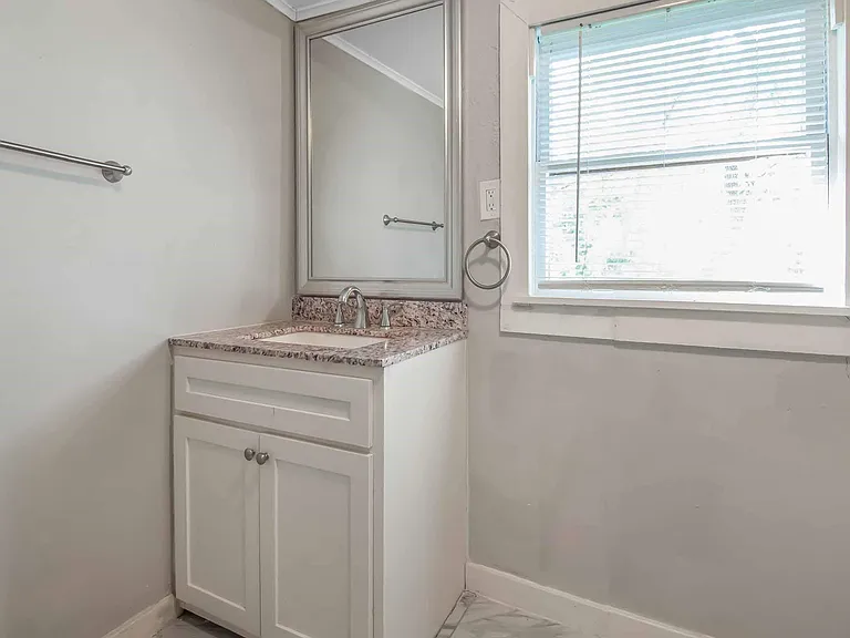 152 Walnut Dr — Photo 11