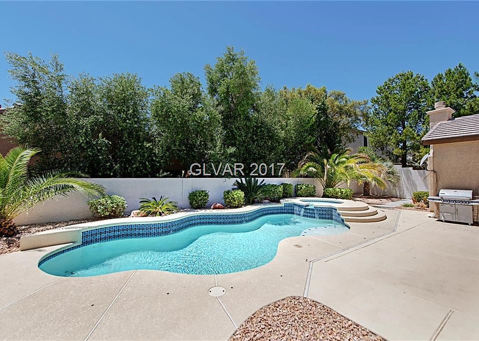 1st image of 10557 Meadow Mist Ave