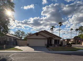 1946 S Oak St, Gilbert, AZ 85233