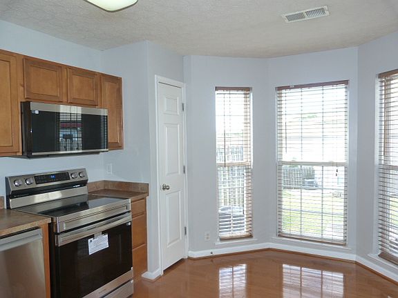 Kitchen, new appliances