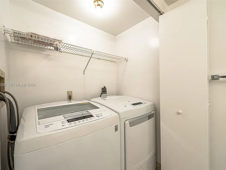 3610 Yacht Club Dr #511 — Photo 7