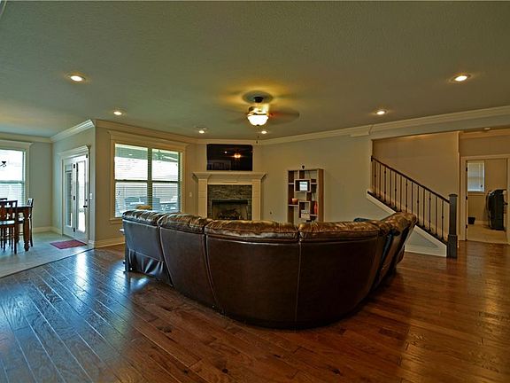 3rd image of 5604 W Canopy Meadows Dr