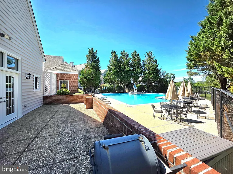 3643 Crosswater Ct — Photo 24