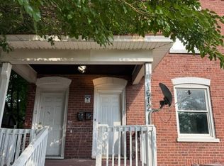 1612 10th St #1, Rockford, IL 61104