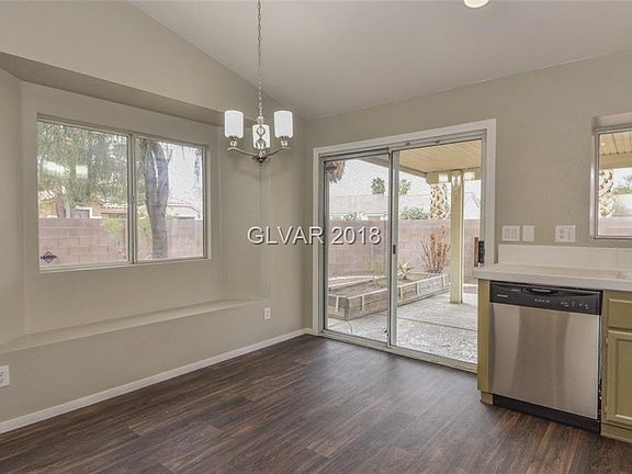5th image of 4576 E Van Buren Ave