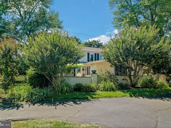 750 Annes Ct, Lansdale, PA 19446