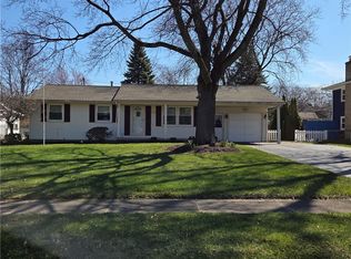 516 Heritage Dr, Rochester, NY