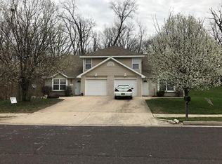 702 Upland Creek Rd, Columbia, MO 65201