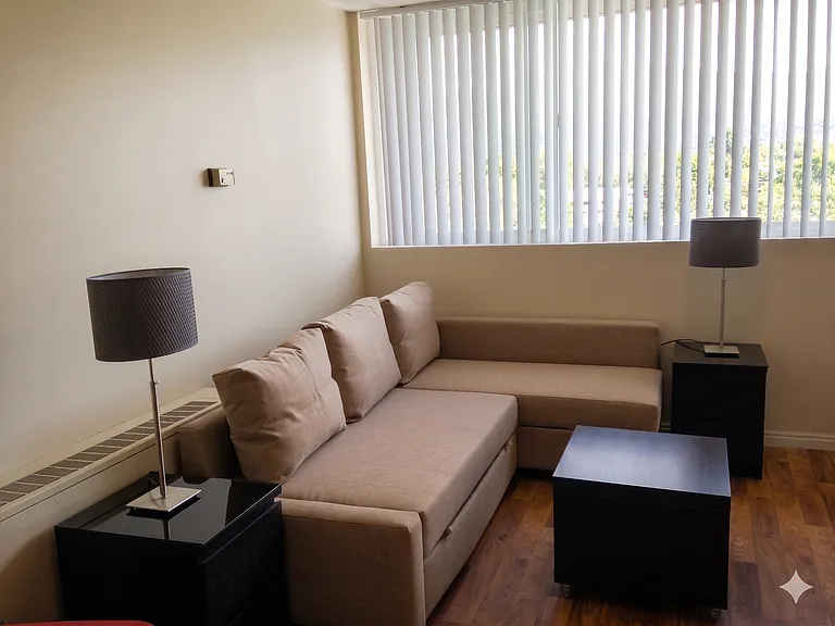 Irving Heights Apartments — Photo 22