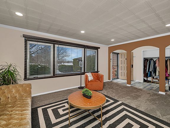 5th image of 15601 Ridgeland Ave