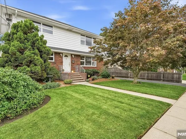 261 Gaston Avenue, Garfield, NJ 07026