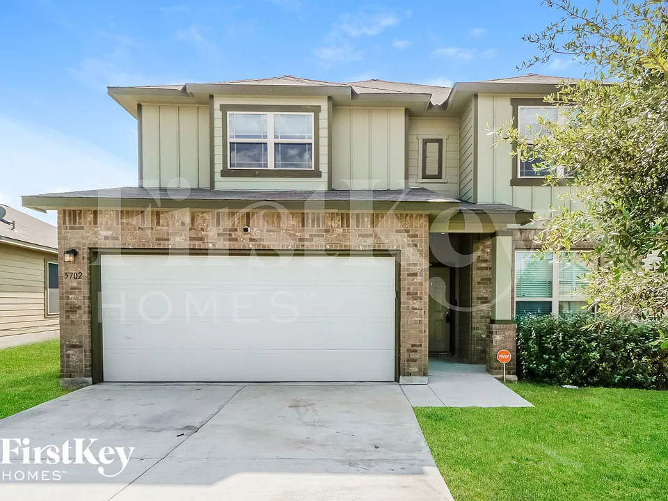 5702 Acacia Farm