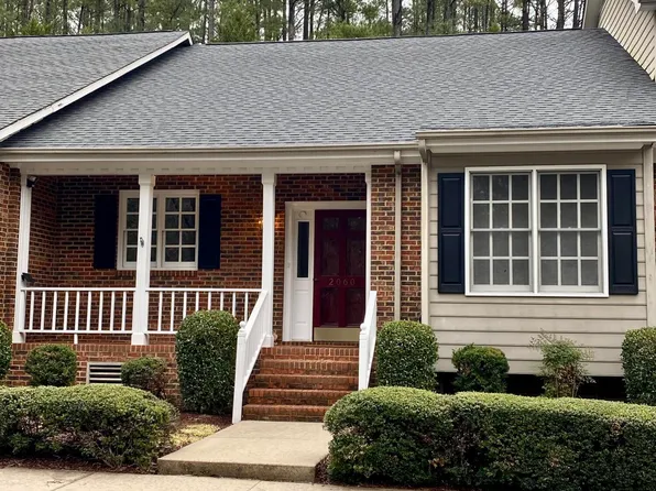 2060 Fernwood Dr #2, Henderson, NC 27536