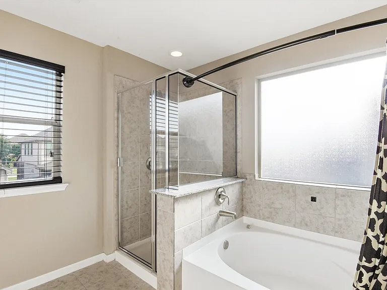 16515 Williamstown Dr — Photo 24