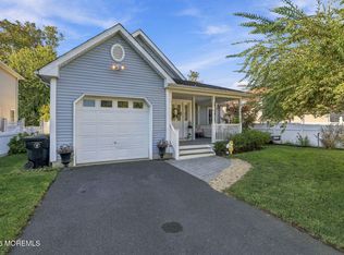 2 Lester Place, North Middletown, NJ 07748