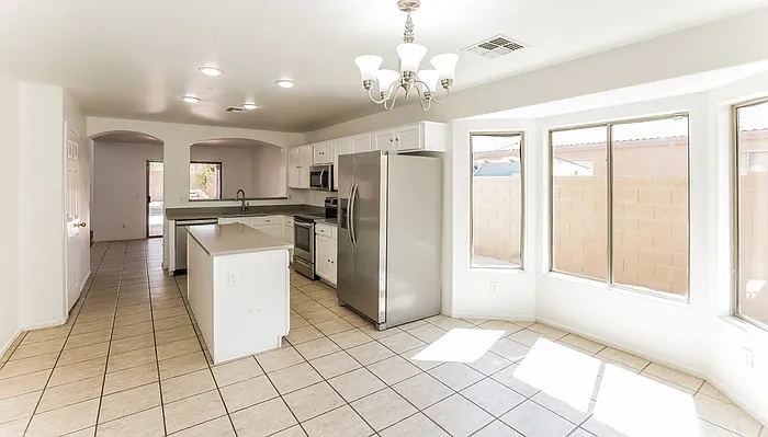 2241 S 85th Dr — Photo 6