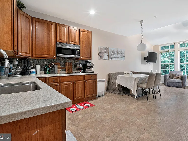 117 Teapot Ct #117 — Photo 15