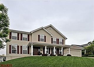 2nd image of 4 Autumn Valley Ct