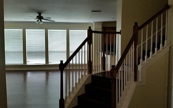2nd image of 6602 Fox Glen Dr
