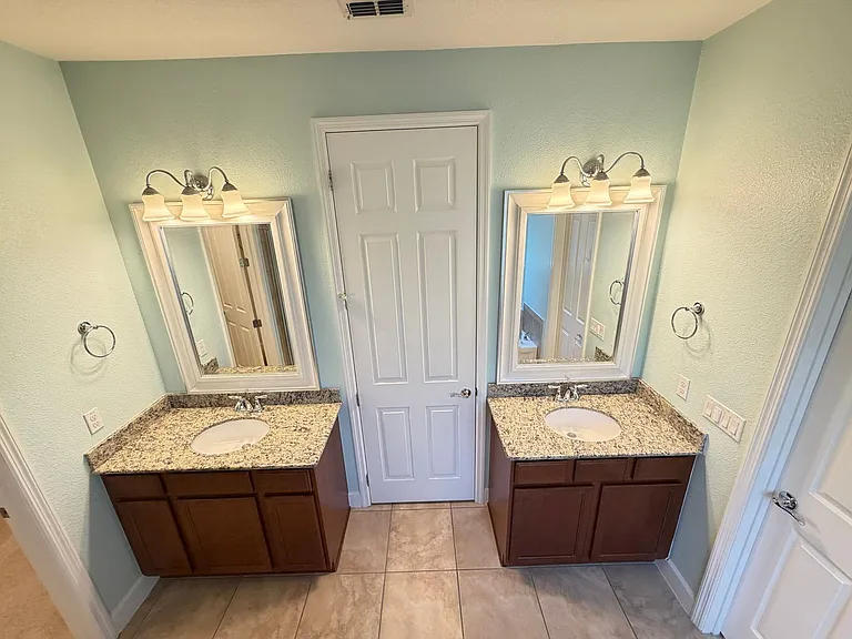 11867 Padua Ln — Photo 43