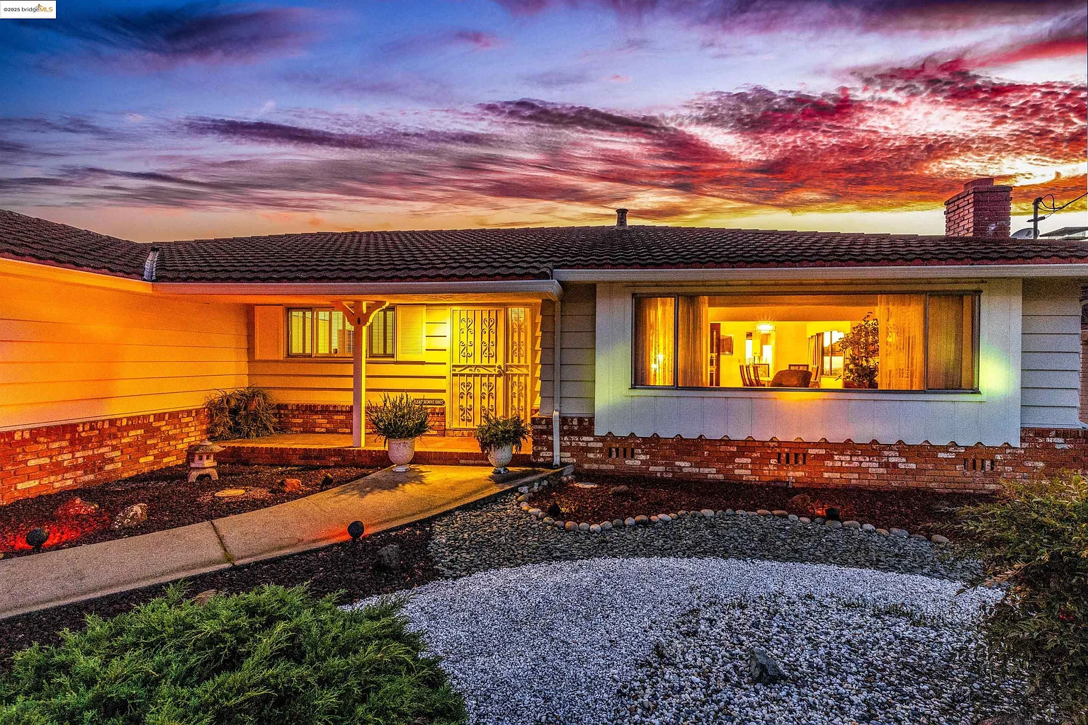 1711 Vista Grand Dr photo 1