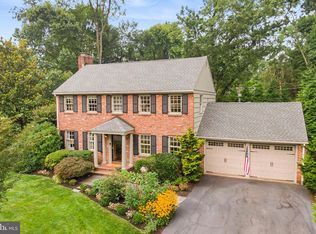 270 Hillcrest Rd, Wayne, PA 19087