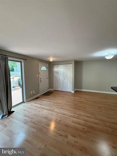 9425 Gentle Cir — Photo 2