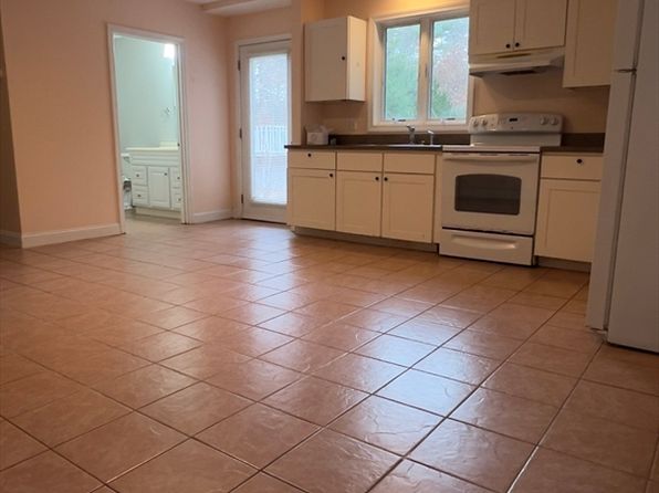 9 Russell Holmes Way #2