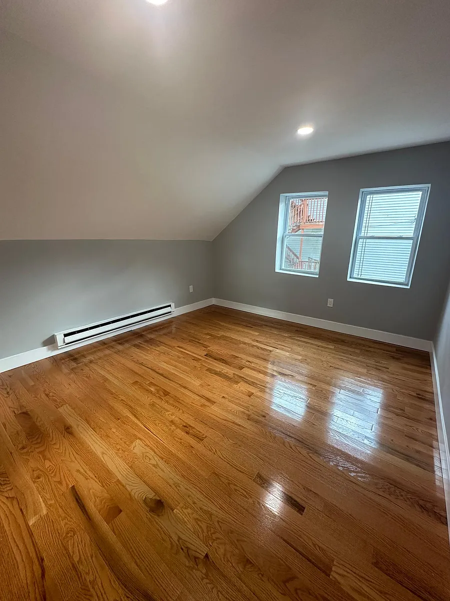 Building Photo - 773 Pleasant St #5