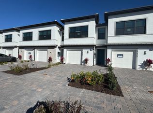 27903 Radiant Ct, Bonita Springs, FL 34135