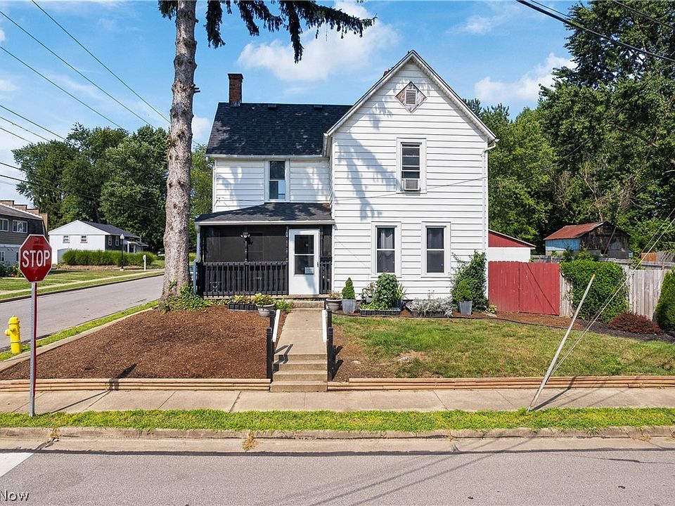 1st image of 304 Bardon St