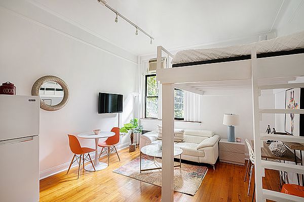 1st image of 210 W 17th St APT 1C
