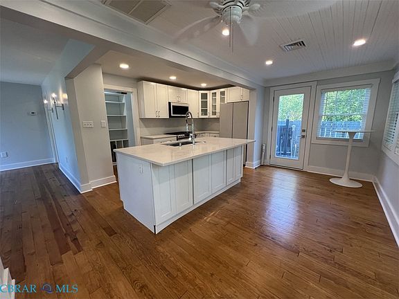 4th image of 141 Marston Ave
