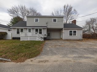 27 Flanders Street, Auburn, ME 04210