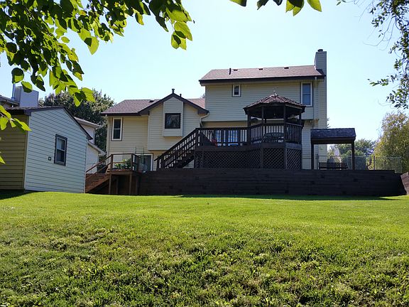 4th image of 5411 N 126th St