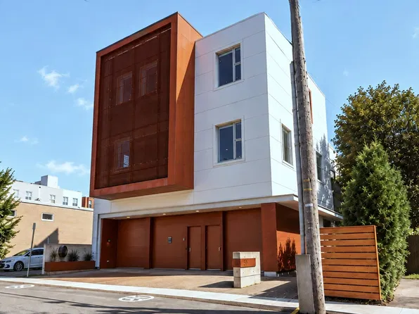50 King St, Charlottetown, PE C1A 1B3