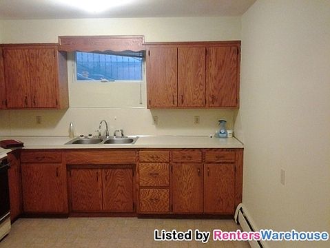 2nd image of 2810 White Bear Ave N