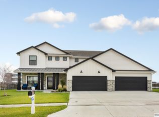 1970 N Kara Way, Fremont, NE 68025