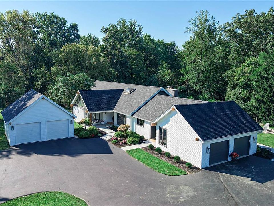 1st image of 10600 Indian Woods Dr