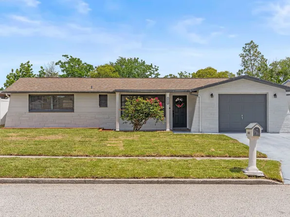6113 9th Ave, New Port Richey, FL 34653