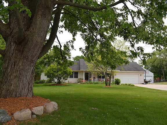 2nd image of 1080 E Huron River Dr